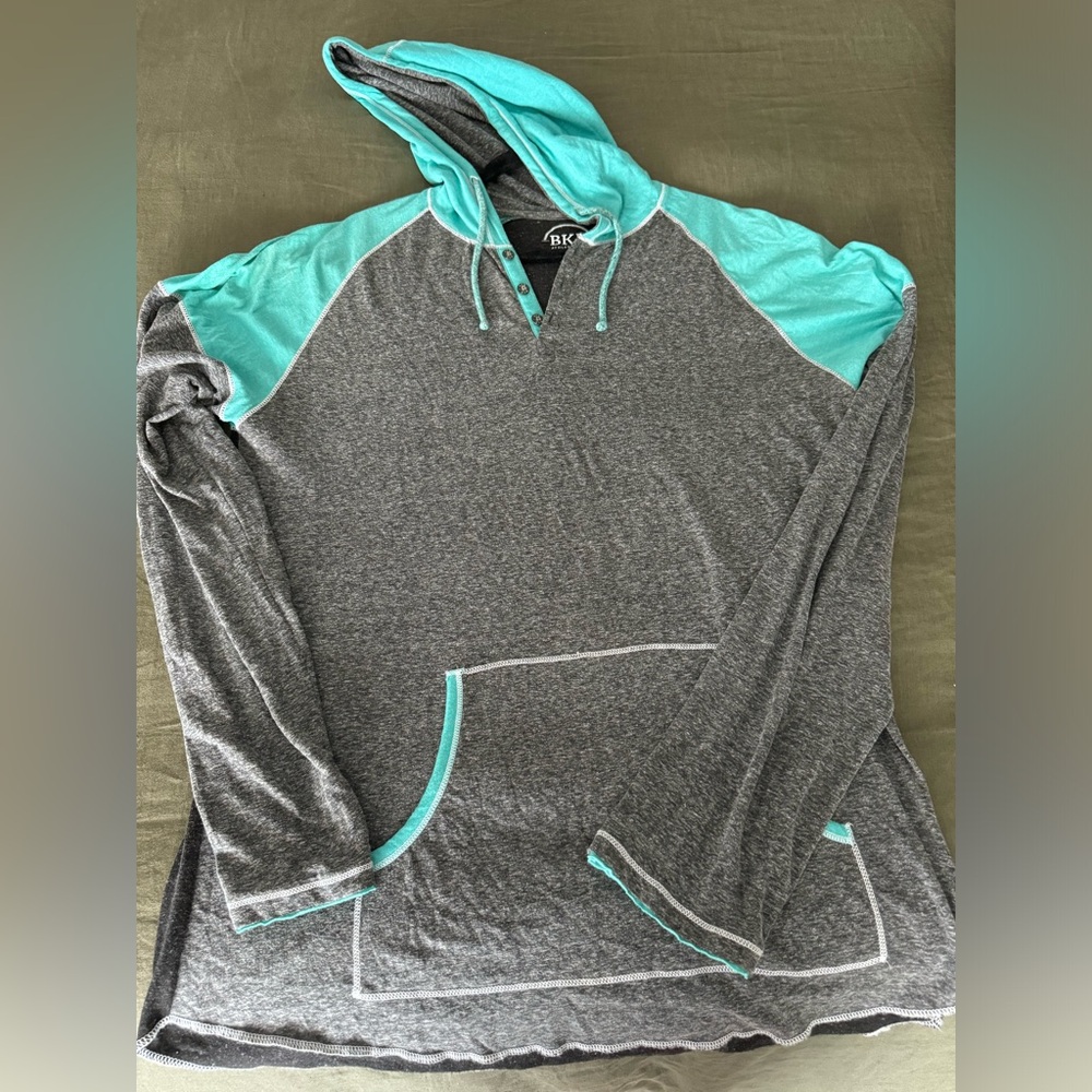 Men’s long sleeve